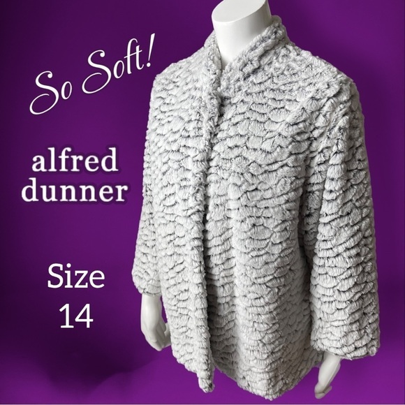 WOMENS Pearl Gray Faux Fur One Button Short Jacket Size 14 by Alfred Dunner - Picture 1 of 15